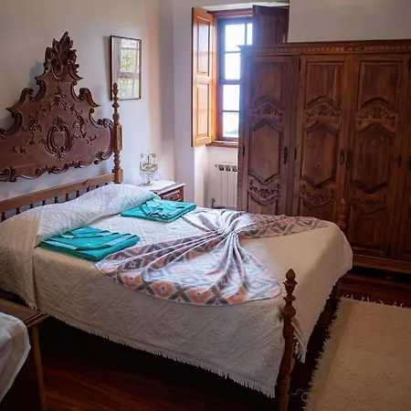 Casa Dos Leoes- Aldeia Dos 4 Abades *