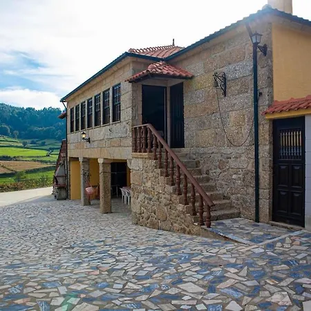 Casa Dos Leões- Aldeia Dos 4 Abades *