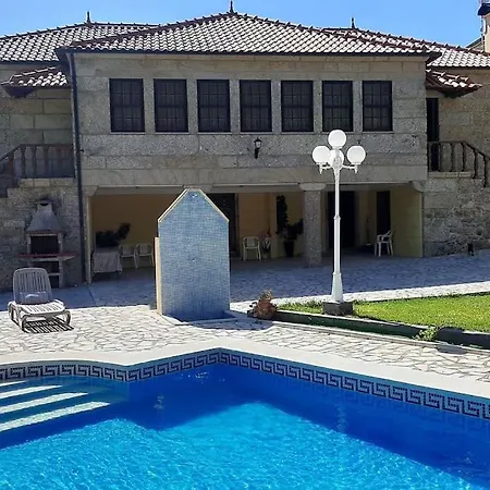 Casa Dos Leões- Aldeia Dos 4 Abades *