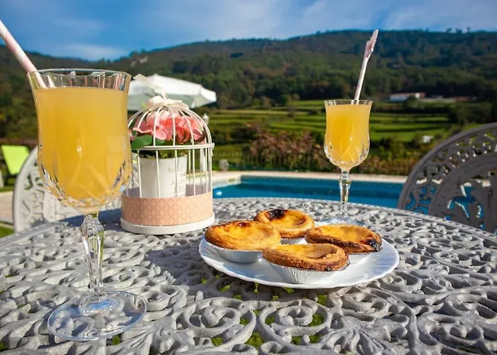 Semesterbostad Casa Dos Leoes- Aldeia Dos 4 Abades *