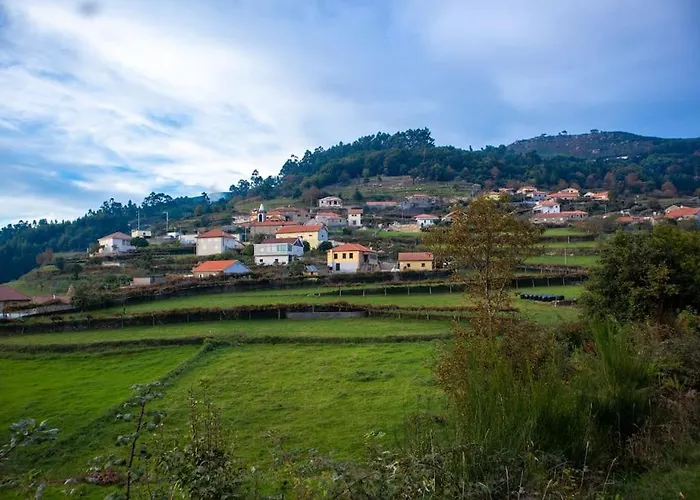 Casa Dos Leoes- Aldeia Dos 4 Abades Hébergement de vacances